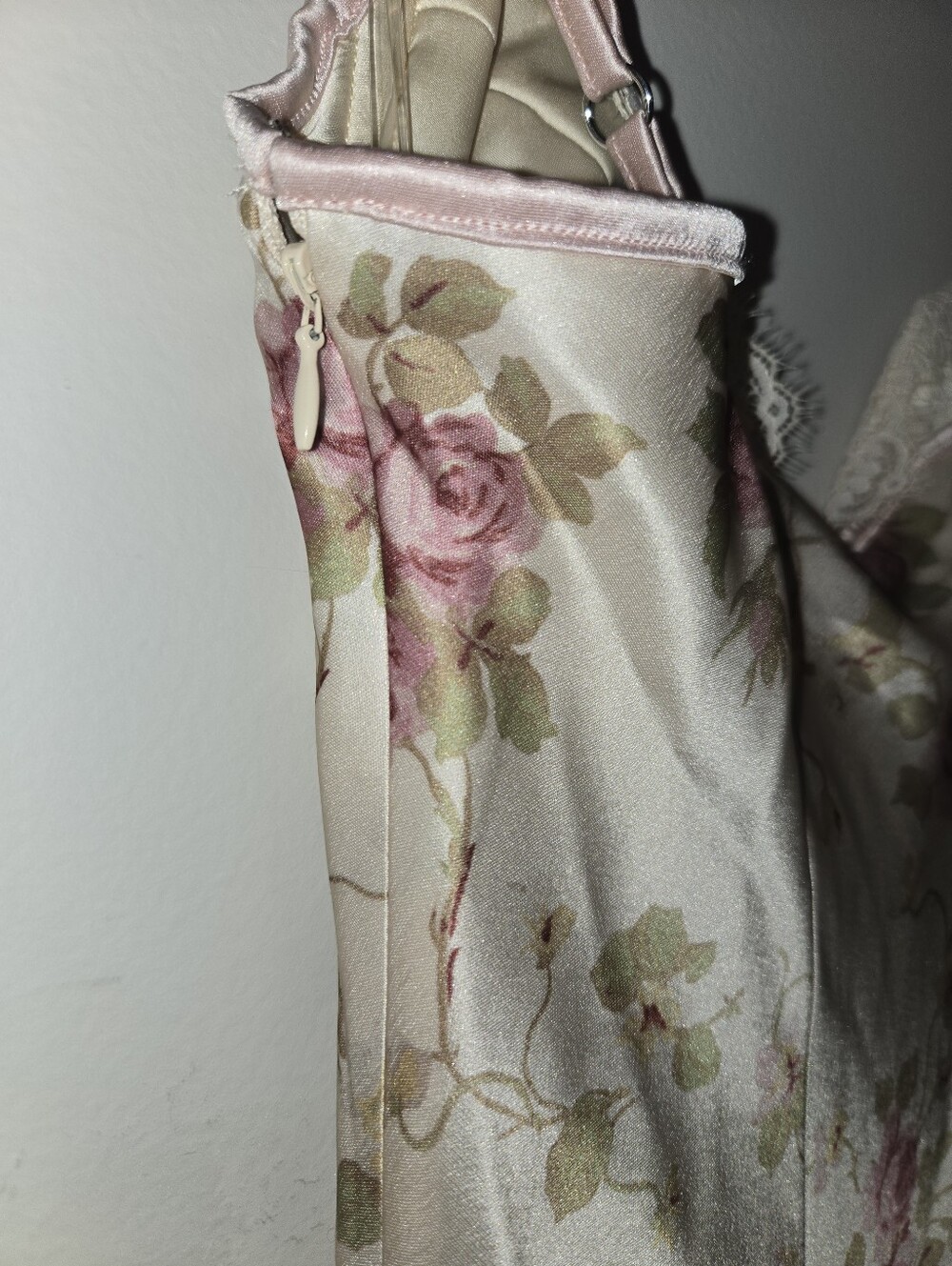 House of CB Felicity [Size XS] Floral Ivory Satin Lace Midi Coquette Dress - Picture 15 of 15